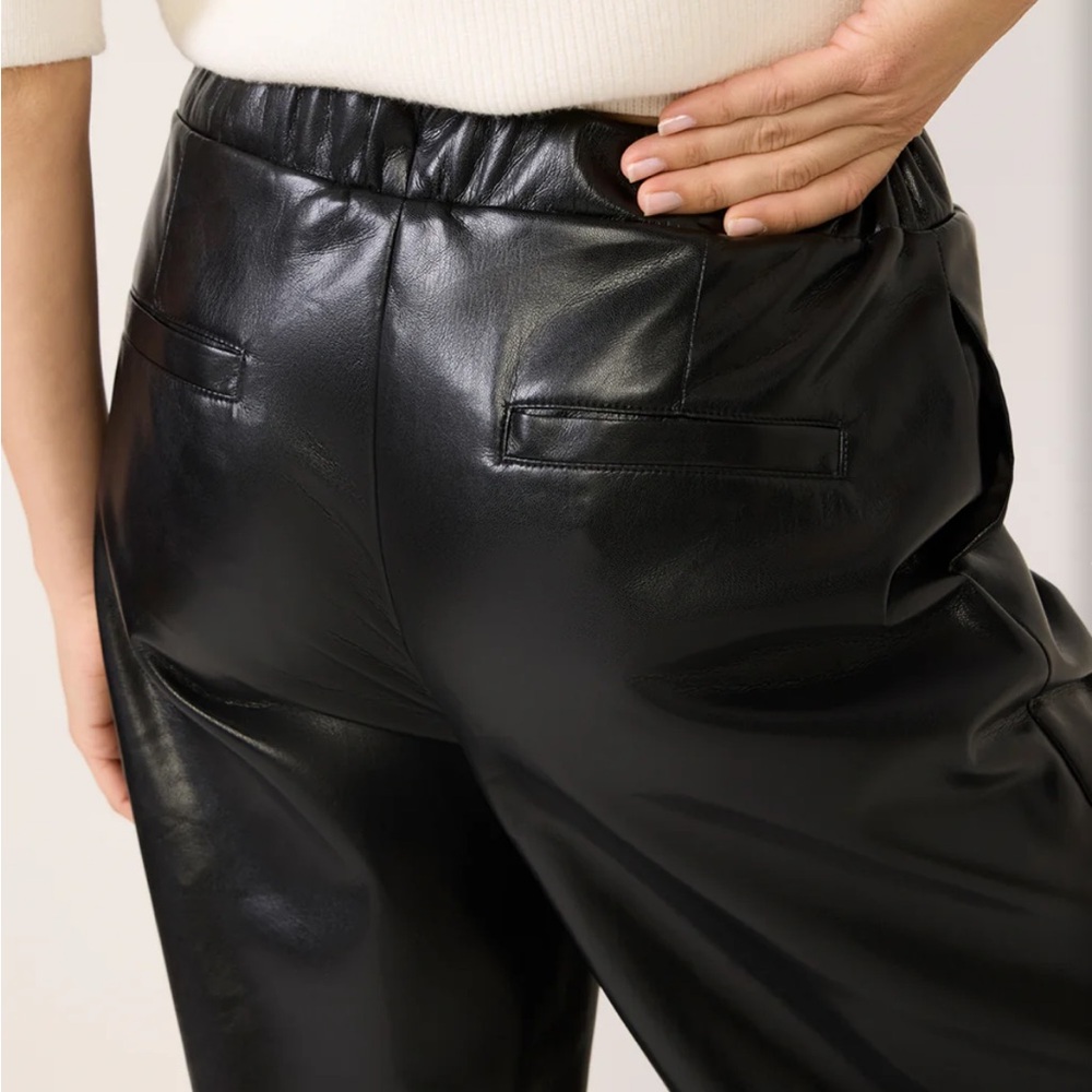 Evereve Jordan Faux Leather Wide Leg Pant – Black, Size XS (NWT) - Picture 5 of 12